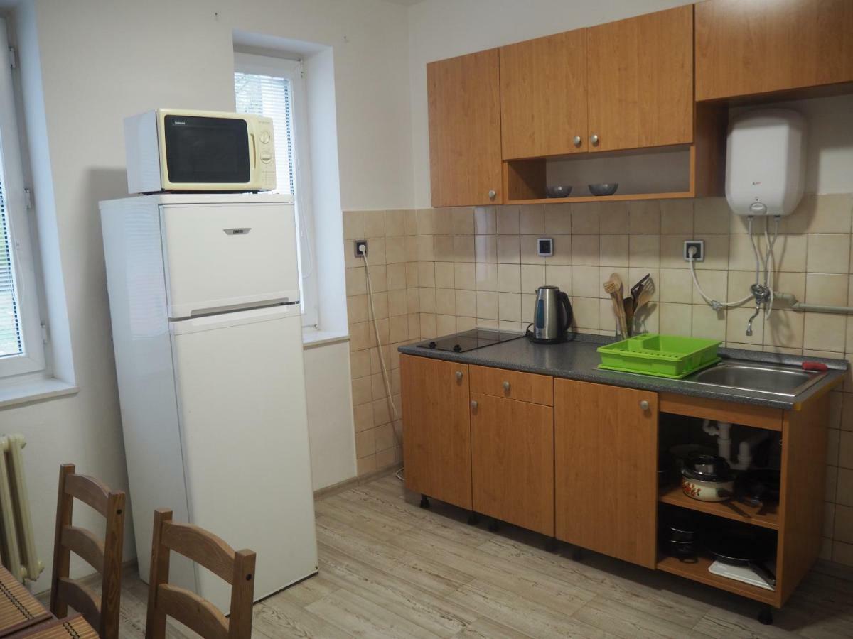 Economy Apartments Ceske Svycarsko ฮเรนสโก ภายนอก รูปภาพ